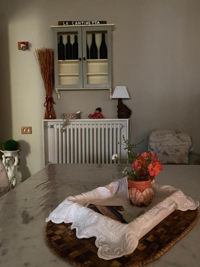 Ancora Bilocale Vila Marina di Massa Exterior foto